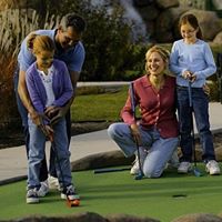 Mini Golf - Family Putting